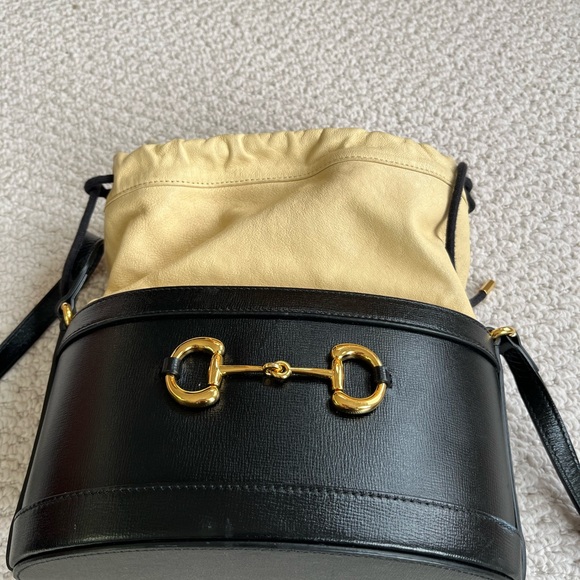 Gucci Horsebit Drawstring Bucket Bag❣️ - Picture 7 of 9